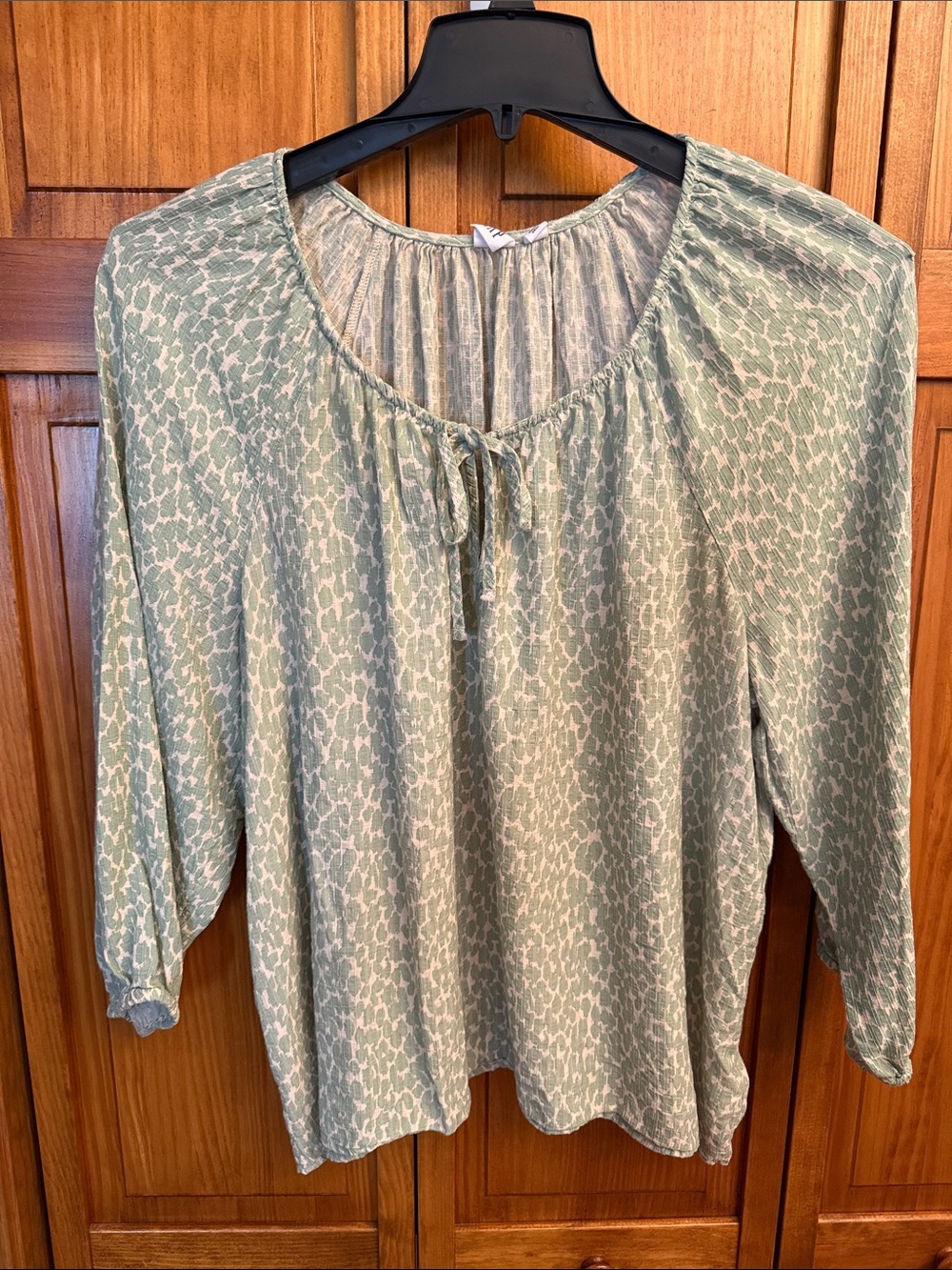 NWOT size Xxl GAP Sage Green Printed Tie-Neck Peasant Blouse